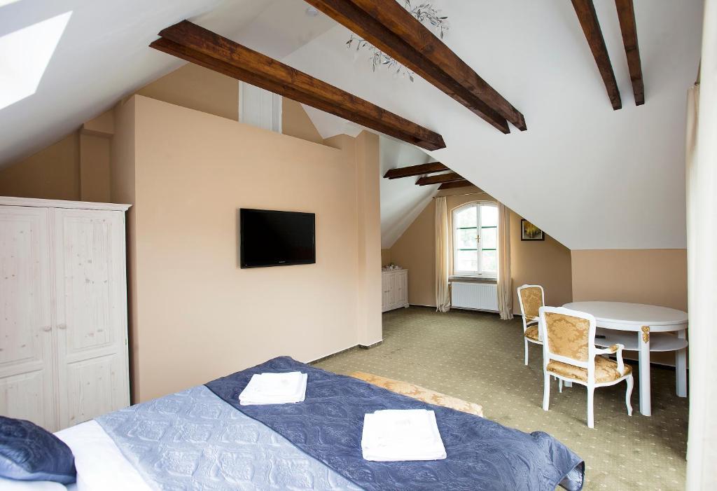 Old House Bed & Breakfast Hradec nad Moravici Room photo